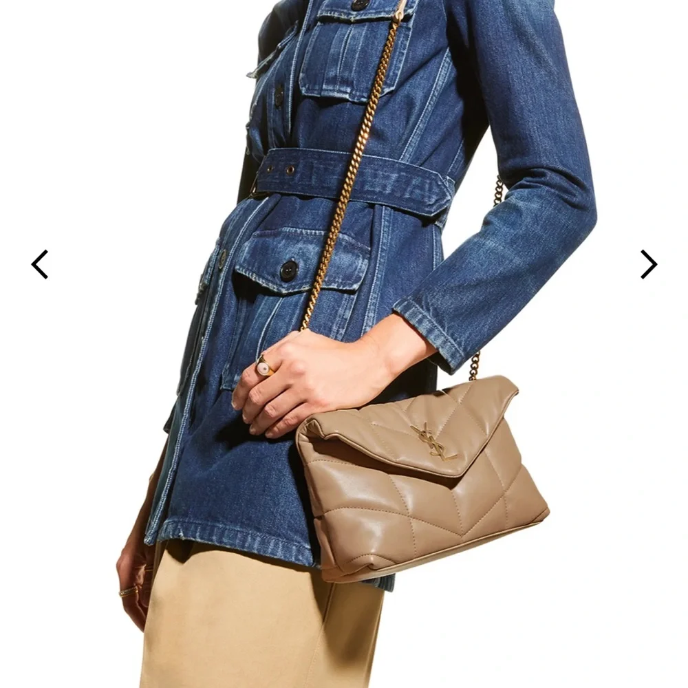 • Saint Laurent "LouLou" crossbody bag 
with 22.4" drop.
6.1"H x 9"W x3.3 d - Picture 3 of 7